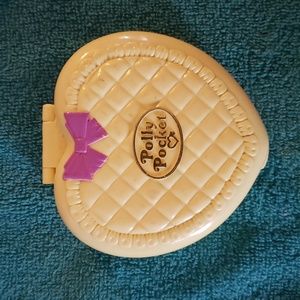 Polly Pocket Vintage BLUEBIRD 1994 Yellow Heart Nursery Quilted Compact